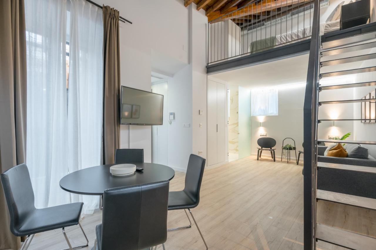 Apartamentos Malaga Centro El Conde By Renthas المظهر الخارجي الصورة