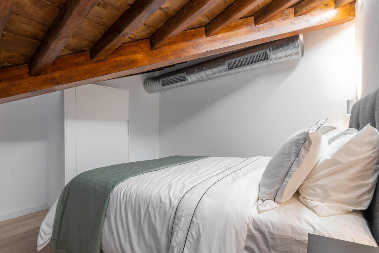 Apartamentos Malaga Centro El Conde By Renthas المظهر الخارجي الصورة