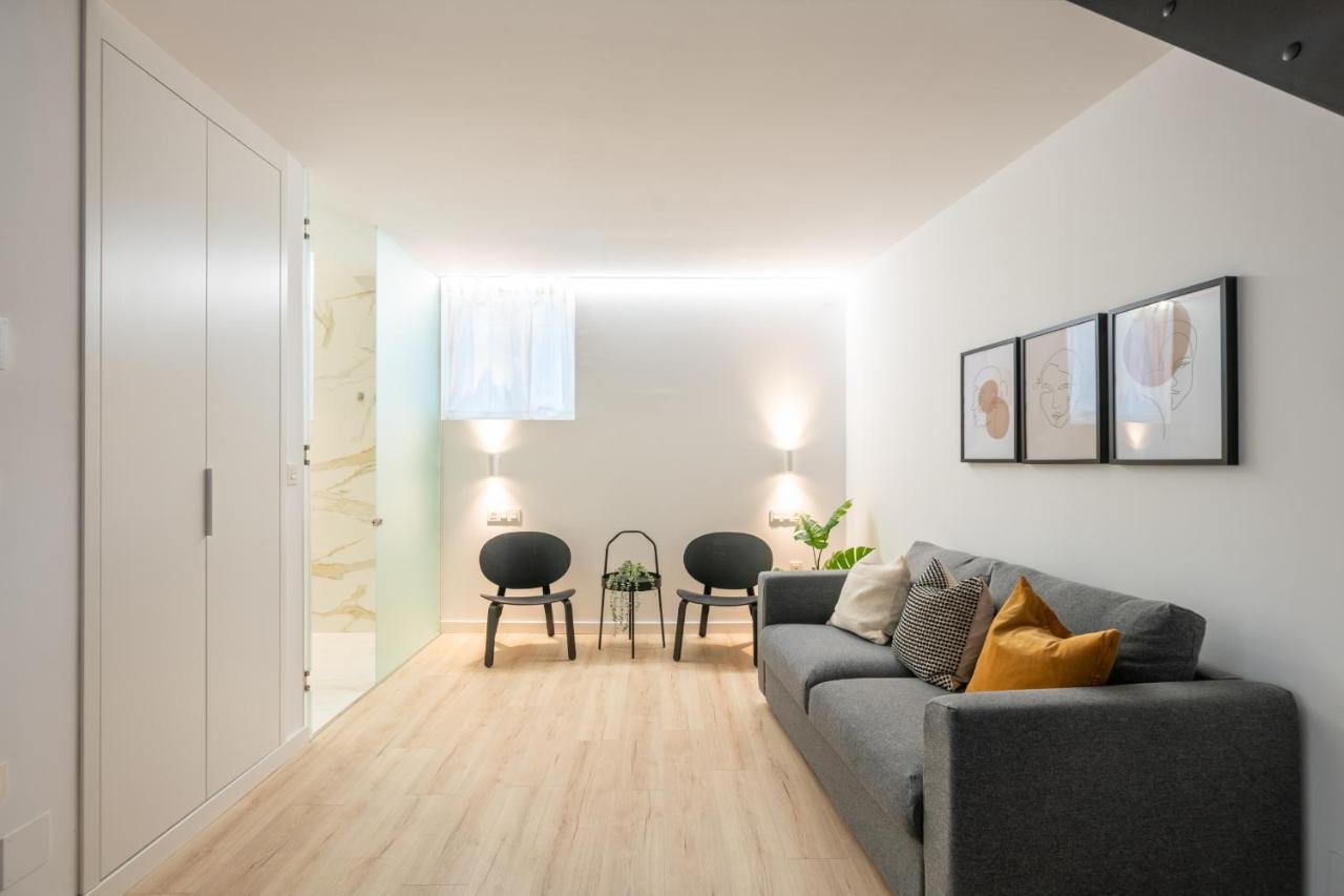 Apartamentos Malaga Centro El Conde By Renthas المظهر الخارجي الصورة