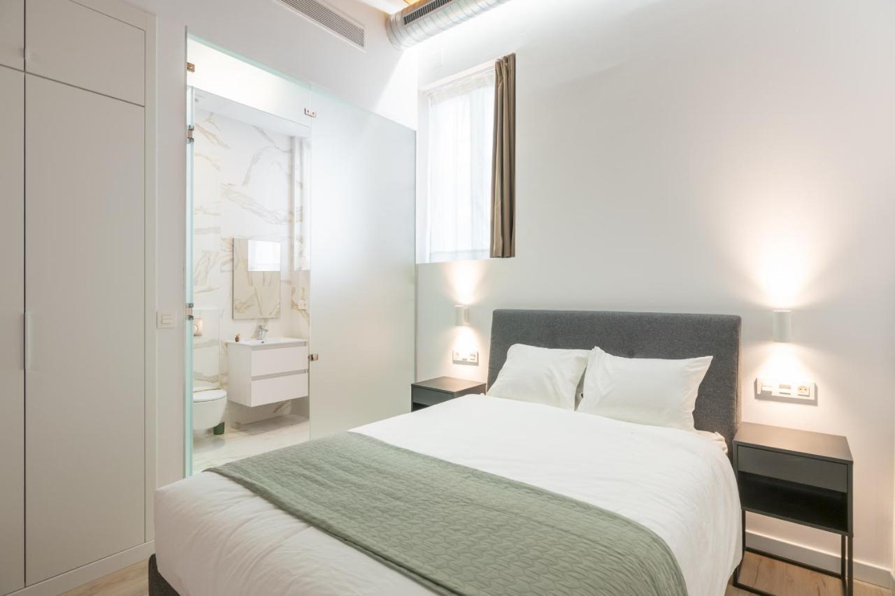 Apartamentos Malaga Centro El Conde By Renthas المظهر الخارجي الصورة