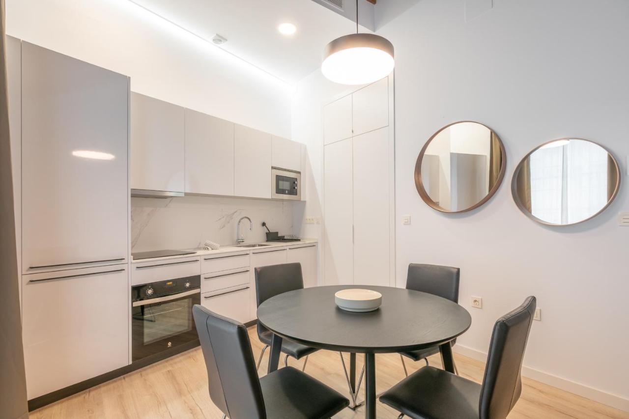 Apartamentos Malaga Centro El Conde By Renthas المظهر الخارجي الصورة